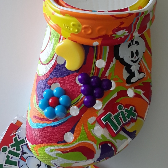 (New) Crocs Trix Cereal Clogs (kid size: J1) - Picture 6 of 10